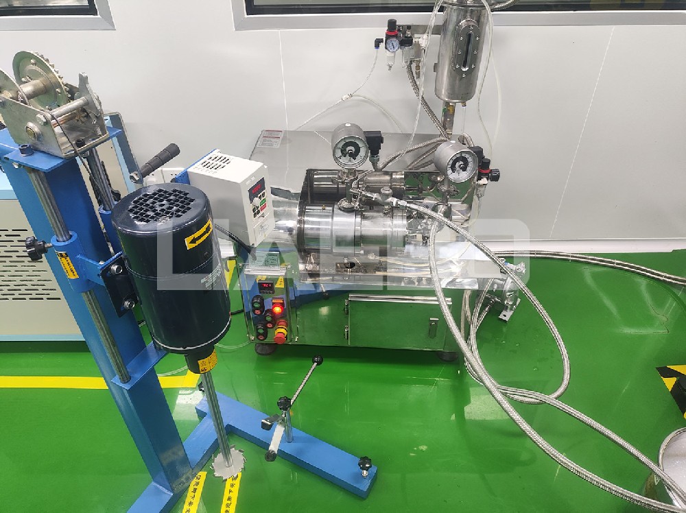 浙江某有限公司1L實驗室納米砂磨機調(diào)試成功